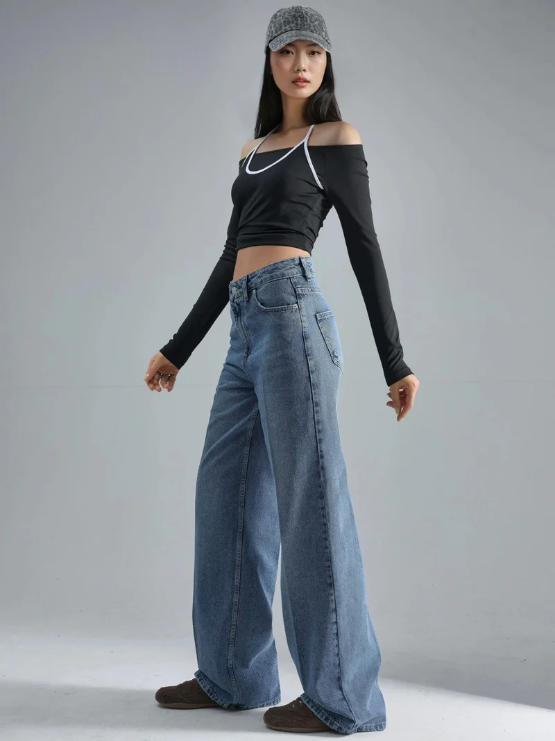 هيكاب جينز ساق واسعة بخصر عالٍ من سكووالو